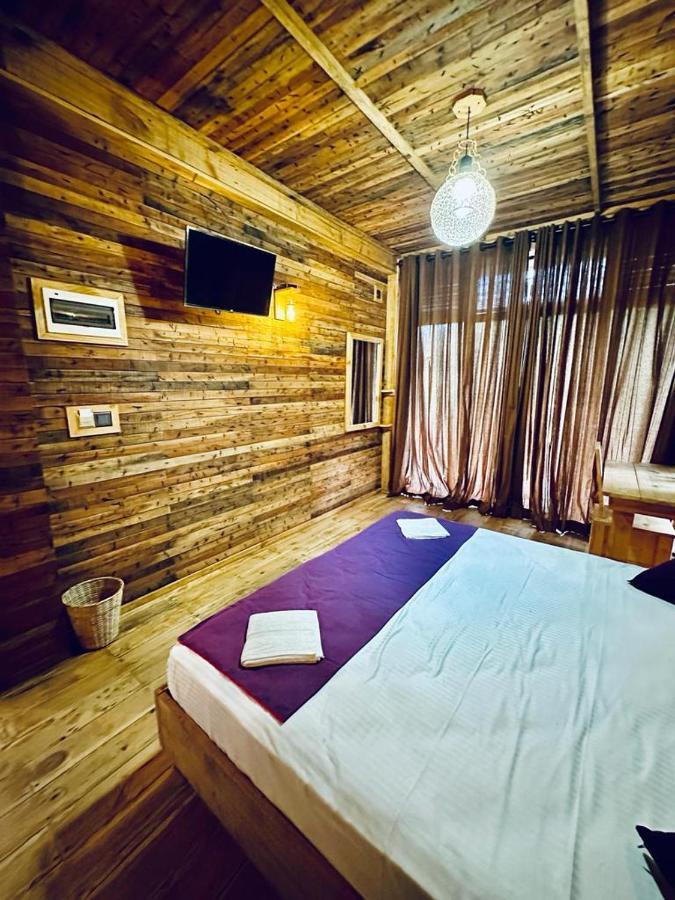 Winwood Ella Hotel ภายนอก รูปภาพ
