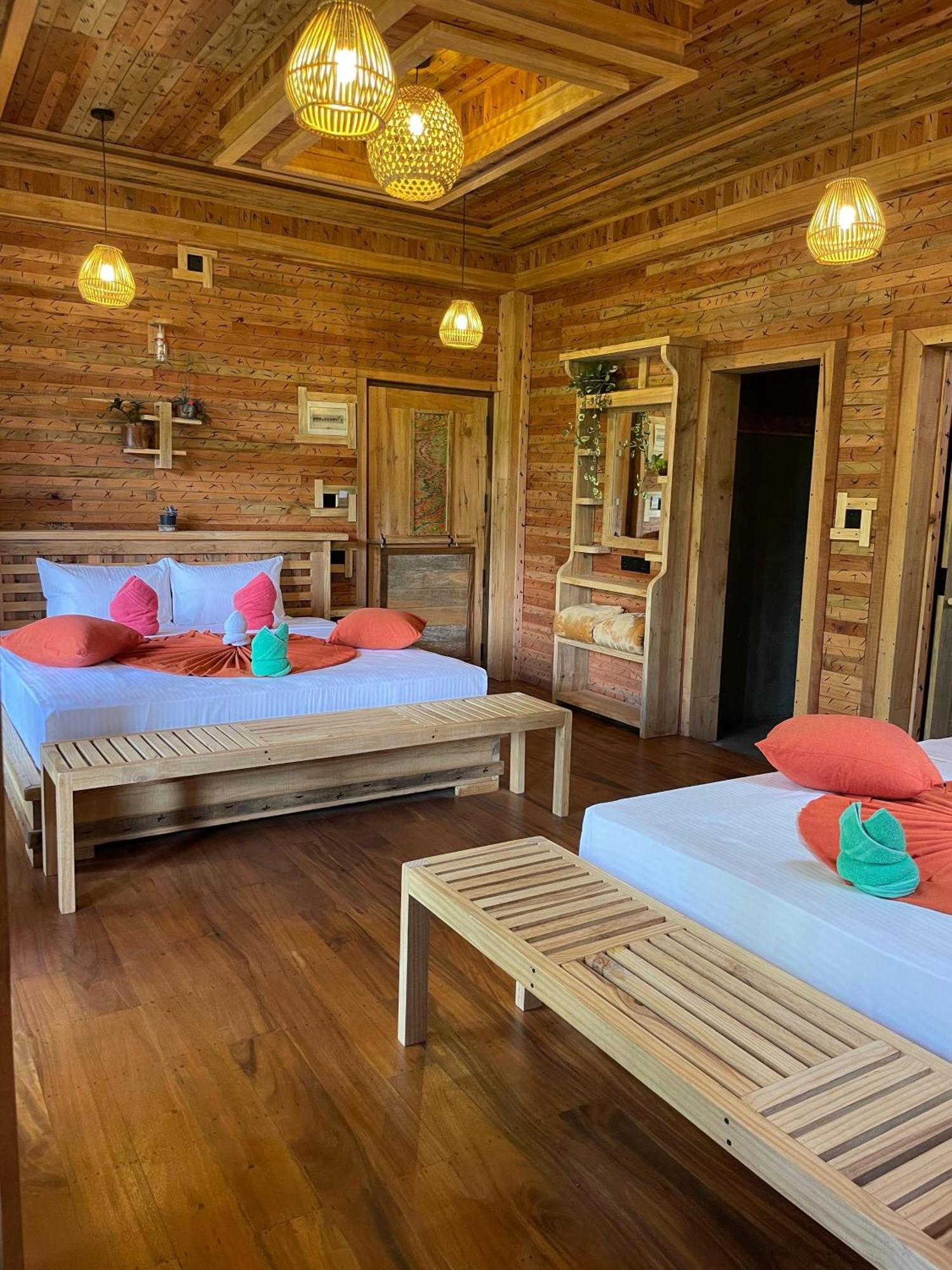 Winwood Ella Hotel ภายนอก รูปภาพ