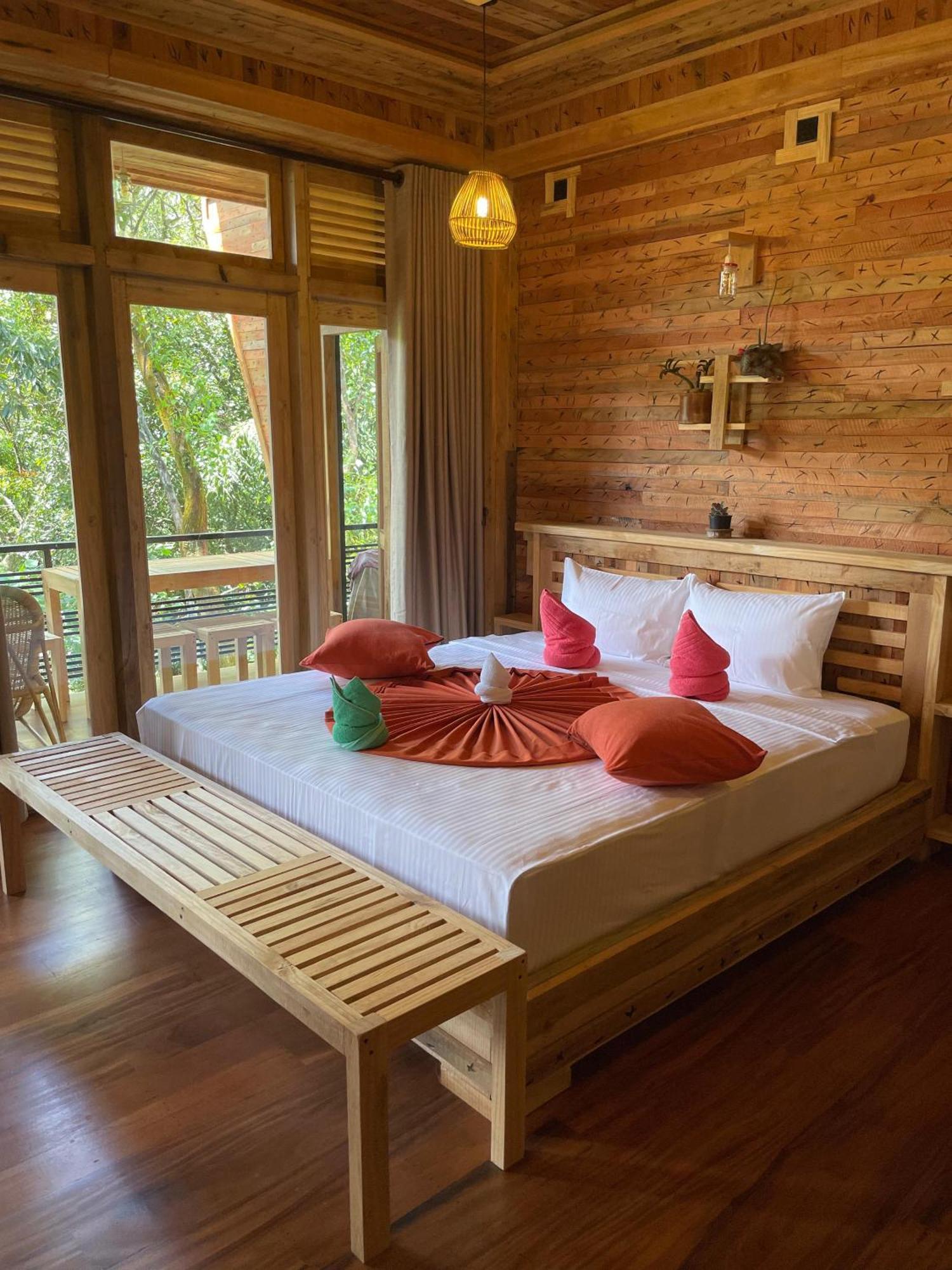 Winwood Ella Hotel ภายนอก รูปภาพ